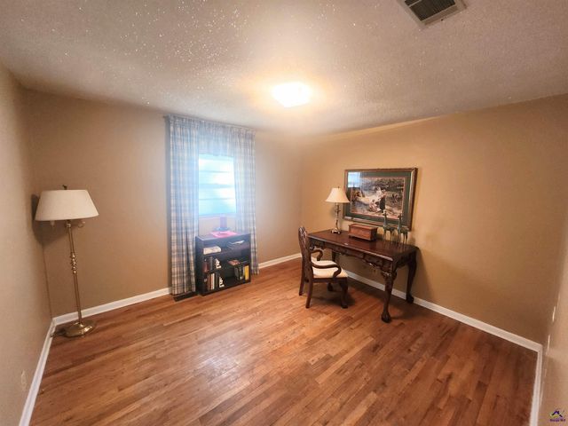 105 Sasser Drive, Bonaire, GA 31005