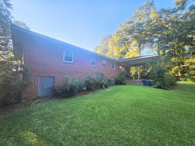 105 Sasser Drive, Bonaire, GA 31005