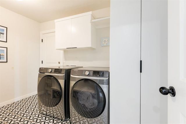 2241 Ashley Drive, The Village, OK 73120