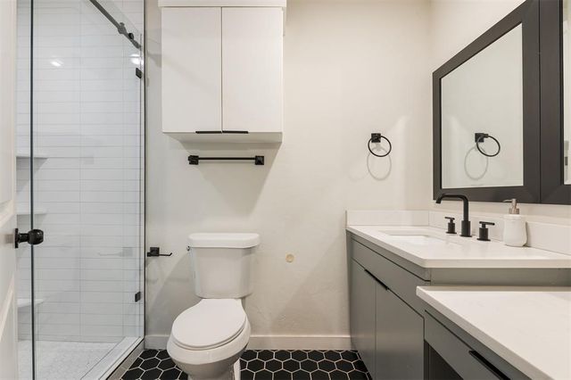 2241 Ashley Drive, The Village, OK 73120