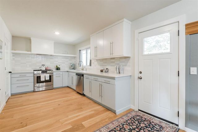 2241 Ashley Drive, The Village, OK 73120