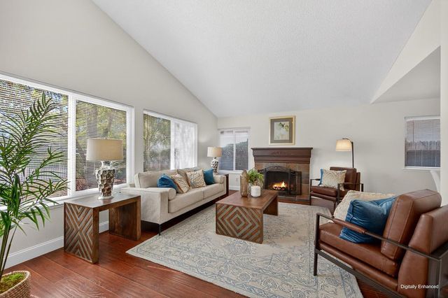 9013 Meadowsweet Way, Elk Grove, CA 95624