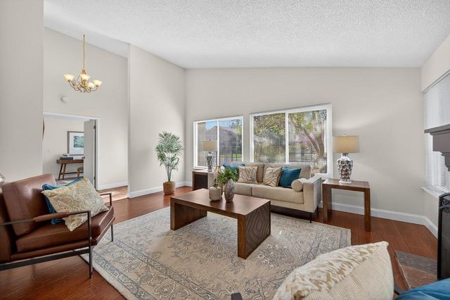 9013 Meadowsweet Way, Elk Grove, CA 95624