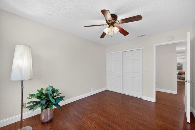 9013 Meadowsweet Way, Elk Grove, CA 95624