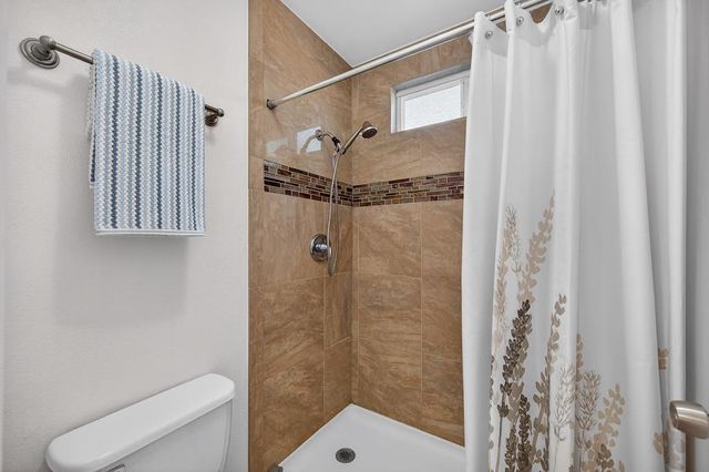 9013 Meadowsweet Way, Elk Grove, CA 95624