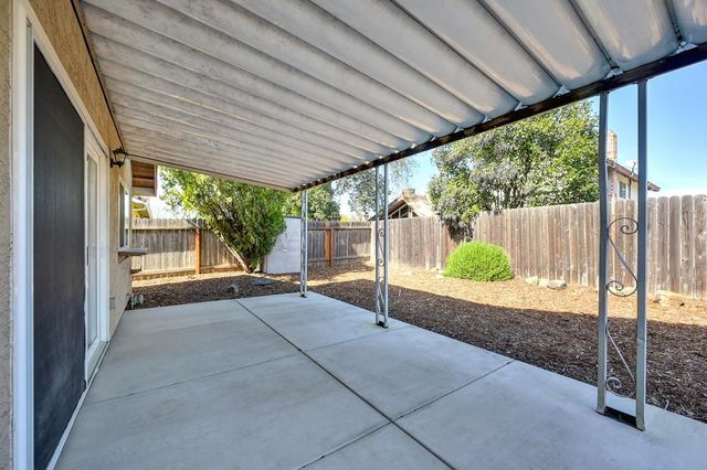 9013 Meadowsweet Way, Elk Grove, CA 95624