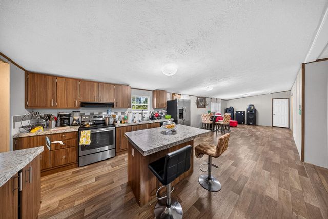 125 Road 5807, Cleveland, TX 77327