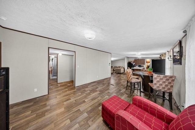 125 Road 5807, Cleveland, TX 77327