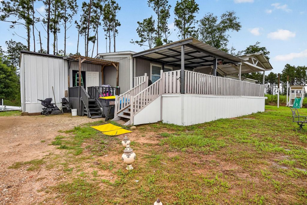 125 Road 5807, Cleveland, TX 77327