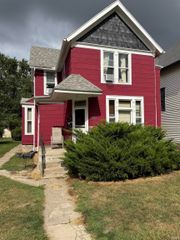 1027 Lake Avenue, Fort Wayne, IN 46805