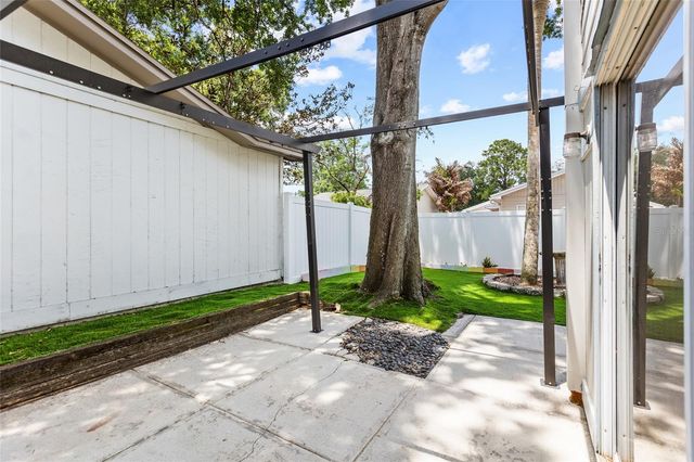 7608 WILLOW PARK DRIVE, Temple Terrace, FL 33637
