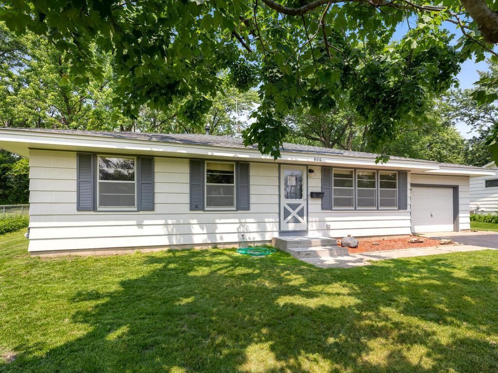 8616 Zenith Road, Bloomington, MN 55431