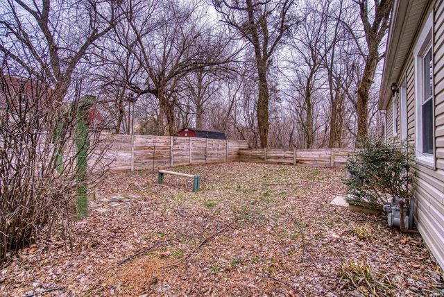 1 Yorkshire Drive, Newburgh, IN 47630