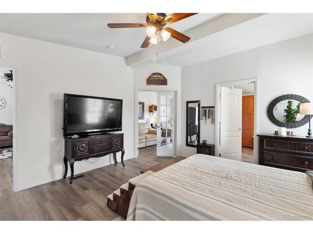 1058 Hackamore Dr, Florissant, CO 80816