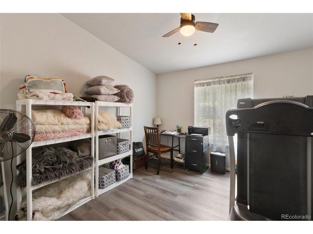 1058 Hackamore Dr, Florissant, CO 80816