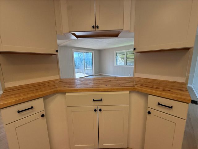 6710 36TH AVENUE E 32, Palmetto, FL 34221