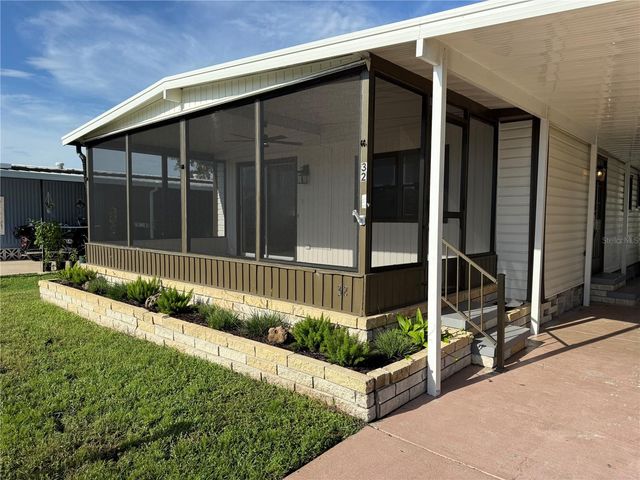 6710 36TH AVENUE E 32, Palmetto, FL 34221