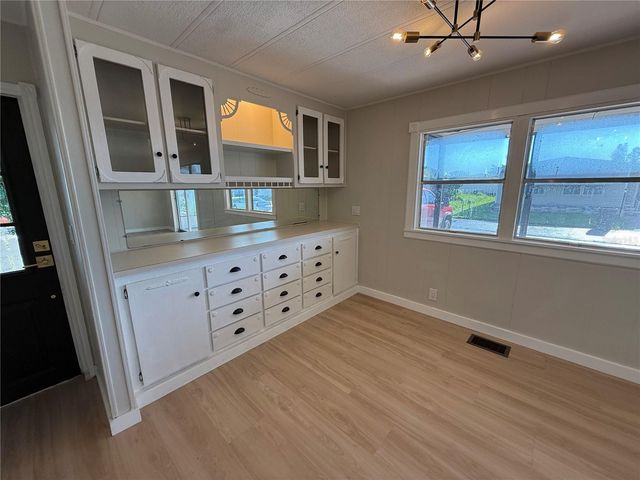 6710 36TH AVENUE E 32, Palmetto, FL 34221