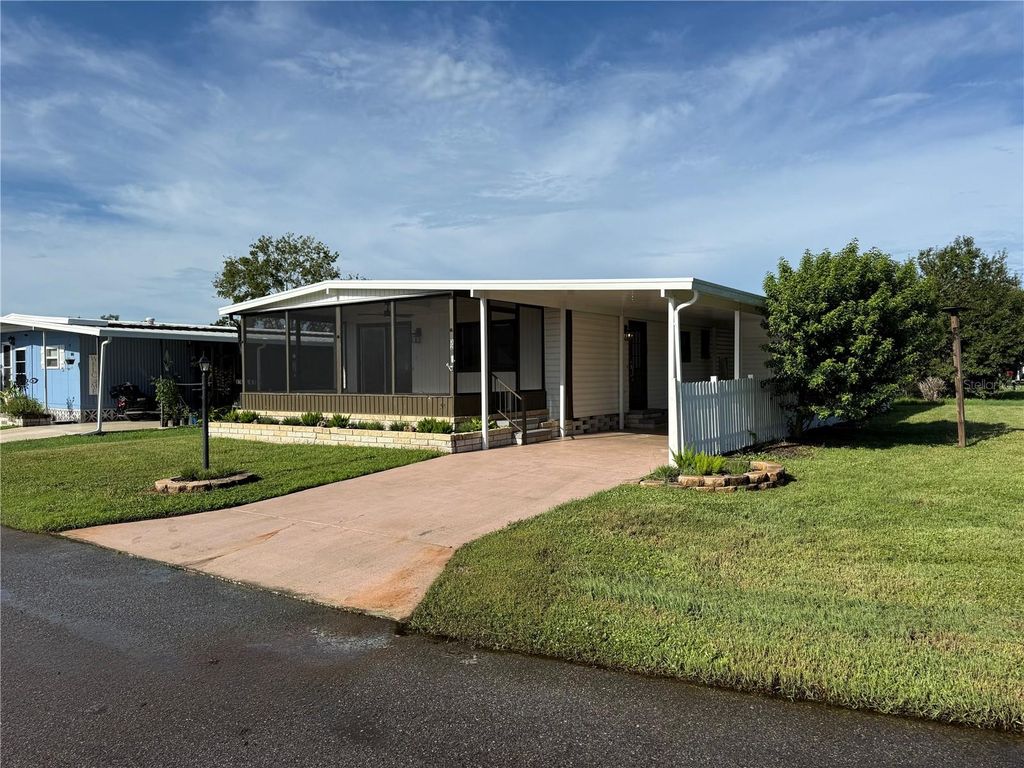 6710 36TH AVENUE E 32, Palmetto, FL 34221