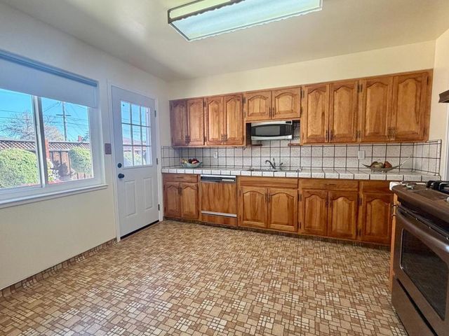 1018 Blair Avenue, Sunnyvale, CA 94087