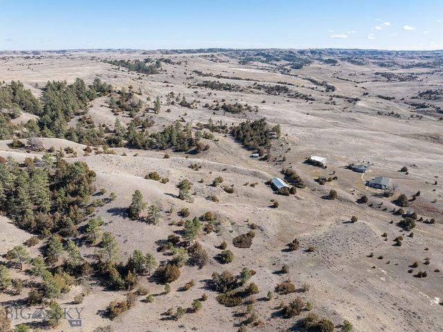 255 Smith Creek Road, Forsyth, MT 59327
