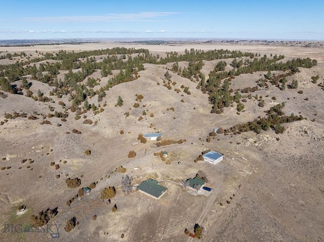 255 Smith Creek Road, Forsyth, MT 59327