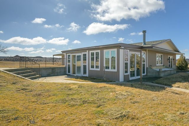 255 Smith Creek Road, Forsyth, MT 59327