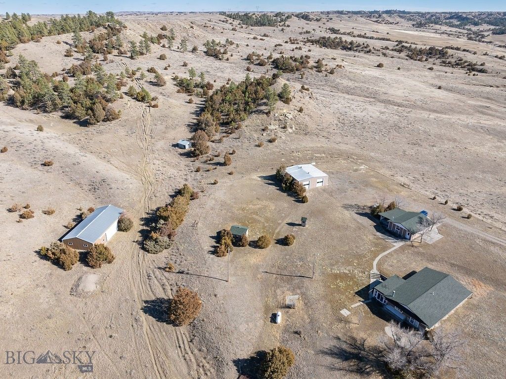 255 Smith Creek Road, Forsyth, MT 59327