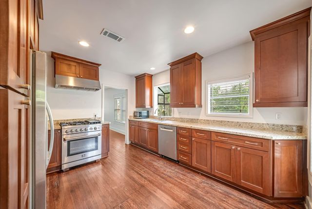 917 Fugate Street, Houston, TX 77009