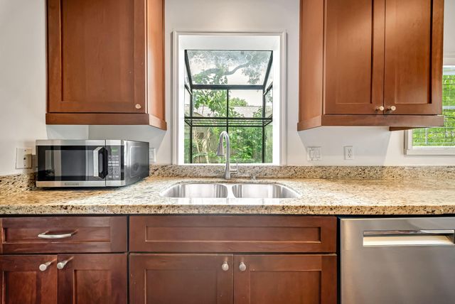 917 Fugate Street, Houston, TX 77009