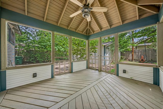 917 Fugate Street, Houston, TX 77009