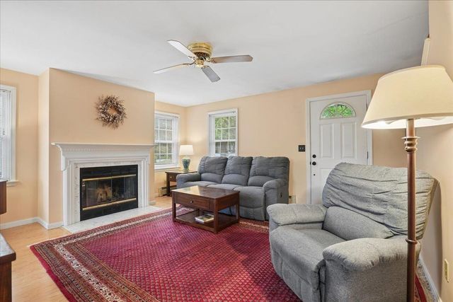 68 Emerald Street, Manchester, NH 03103