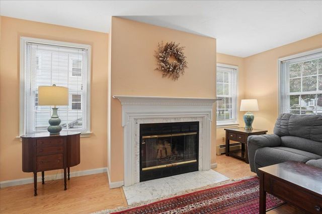 68 Emerald Street, Manchester, NH 03103
