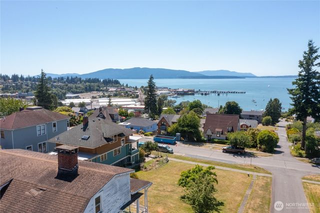 917 13th Street, Bellingham, WA 98225