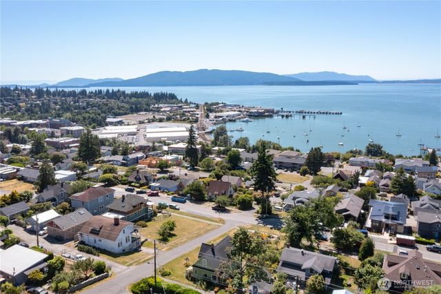 917 13th Street, Bellingham, WA 98225