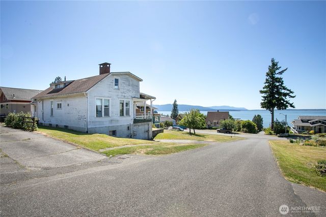 917 13th Street, Bellingham, WA 98225