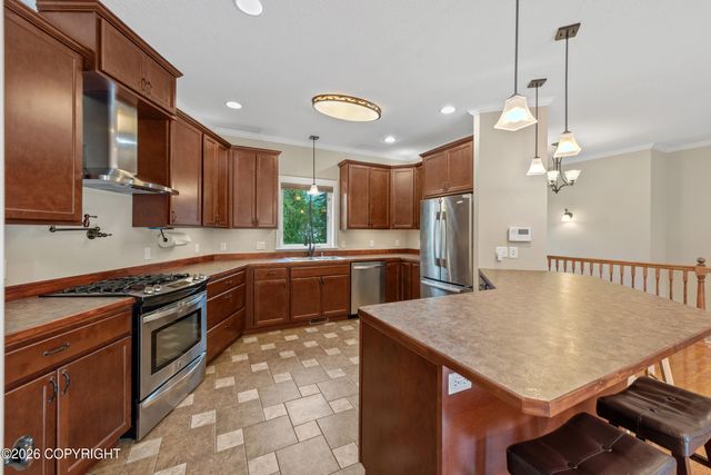5920 E Summit Circle, Wasilla, AK 99654