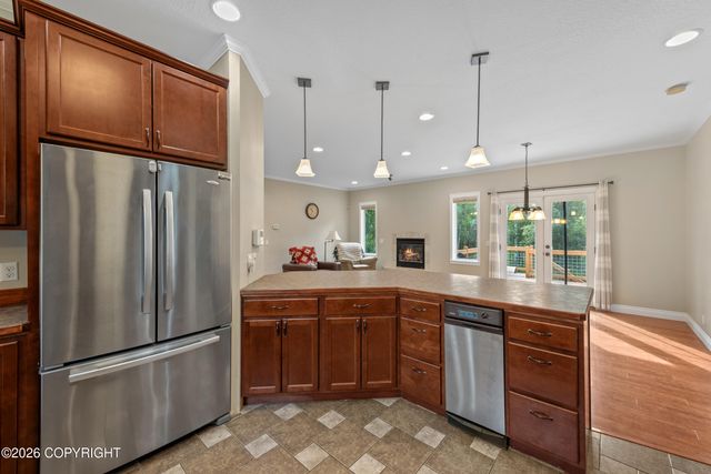 5920 E Summit Circle, Wasilla, AK 99654