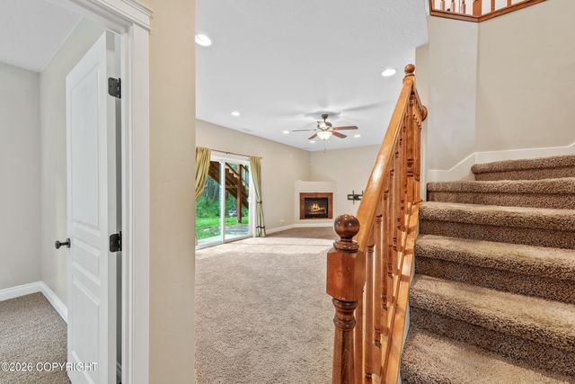 5920 E Summit Circle, Wasilla, AK 99654