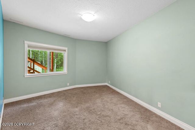 5920 E Summit Circle, Wasilla, AK 99654