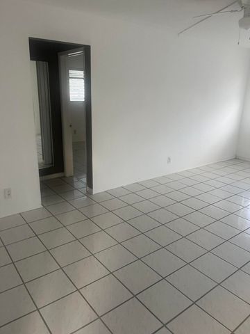 707 S 19TH Avenue 4, Hollywood, FL 33020