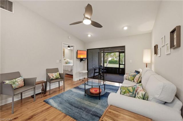 2018 Pine Isle LN 2018, Naples, FL 34112