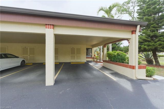 2018 Pine Isle LN 2018, Naples, FL 34112