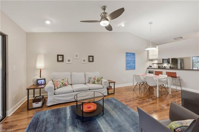 2018 Pine Isle LN 2018, Naples, FL 34112