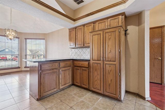 600 Fox Hunt Lane, Edmond, OK 73003