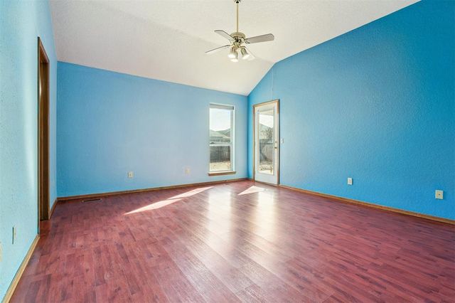 600 Fox Hunt Lane, Edmond, OK 73003