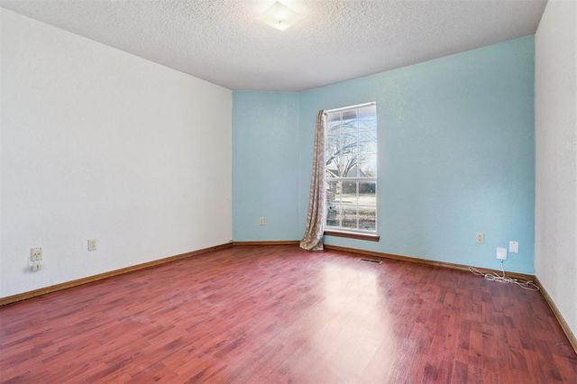 600 Fox Hunt Lane, Edmond, OK 73003