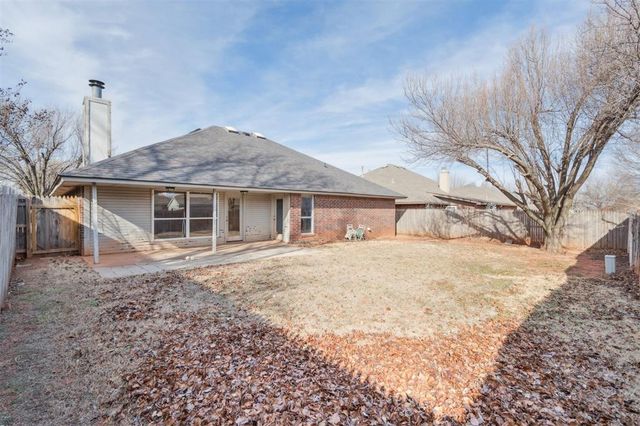 600 Fox Hunt Lane, Edmond, OK 73003