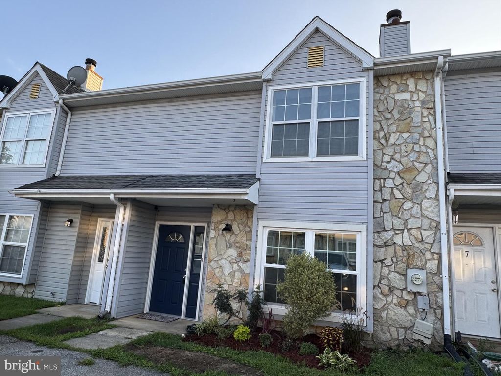 5 REVERE PL, NEWARK, DE 19702 — exterior