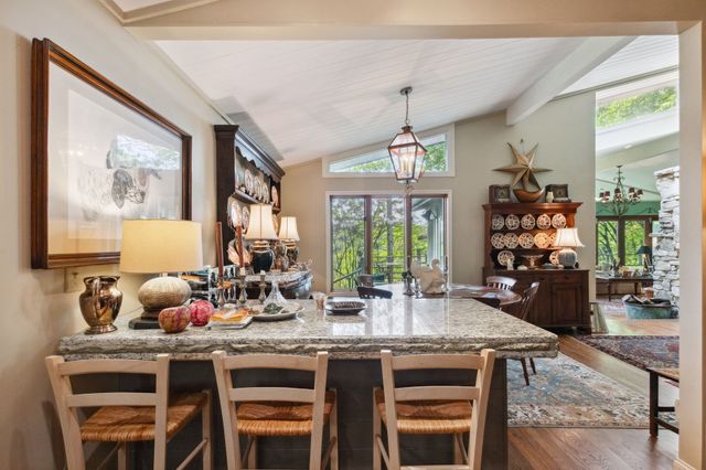 232 Hollingsworth Cove Rd, Monteagle, TN 37356